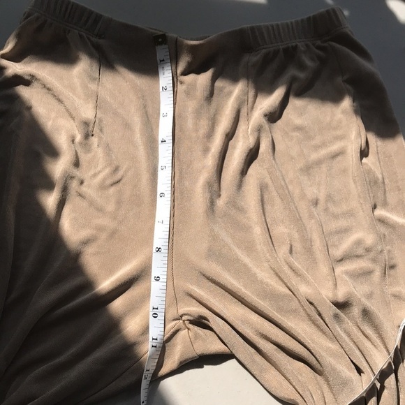 TRAVELERS by Chico’s Classic No Tummy Pants nude gold size 0 or small - Picture 8 of 11